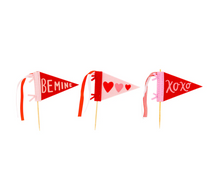 Load image into Gallery viewer, Valentine Mini Felt Pennant Banner (3) Set
