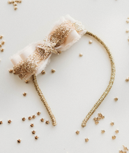 Load image into Gallery viewer, Estelle Headband
