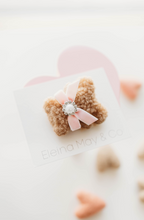 Load image into Gallery viewer, Teddy Bear Clip - Light Pink Bow
