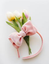 Load image into Gallery viewer, Sandy /Spring Headband - Petal Kiss - PREORDER
