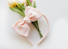 Load image into Gallery viewer, Sandy /Spring Headband - Peach- PREORDER
