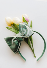 Load image into Gallery viewer, Sandy /Spring Headband - Soft Green - PREORDER
