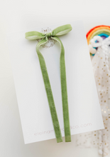 Load image into Gallery viewer, Tally hair bow - Grass
