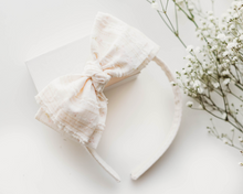 Load image into Gallery viewer, Sandy Headband - Petal Dust
