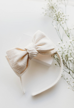 Load image into Gallery viewer, Sandy  Headband - Ivory Linen

