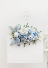 Load image into Gallery viewer, Bloom Hair Clip - Blue
