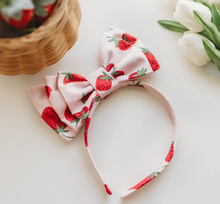 Load image into Gallery viewer, Opal - Strawberry
