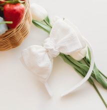 Load image into Gallery viewer, Sandy Headband - Berry Belle (white)
