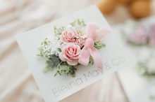 Load image into Gallery viewer, Petite Fleur Hair Clip - Pink

