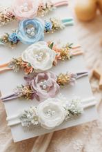 Load image into Gallery viewer, Colette Headband - White &amp; Peach
