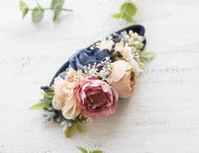 Load image into Gallery viewer, Maxi Petal Hair Headband - Blair
