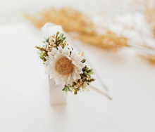 Load image into Gallery viewer, Sunflower Floral Headband - White
