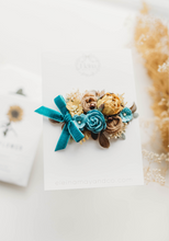 Load image into Gallery viewer, Wren Fall Hair Clip - Wild Marigold
