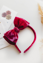 Load image into Gallery viewer, Sandy Velvet - Raspberry

