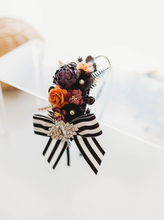 Load image into Gallery viewer, Evangeline Headband - Elvira
