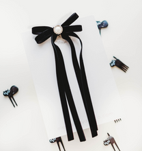 Load image into Gallery viewer, Winnie Bow - Black Magic

