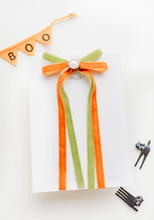 Load image into Gallery viewer, Winnie Bow - Pumpkin Patch
