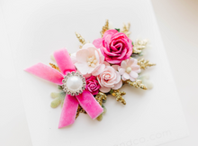 Load image into Gallery viewer, Sleeping Princess - Floral Clip
