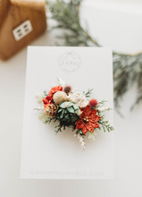 Load image into Gallery viewer, Elliot Christmas Hair Clip - Poinsettia
