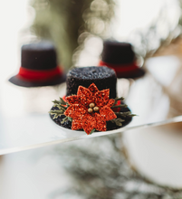 Load image into Gallery viewer, Tiny Snowman Hat Clip
