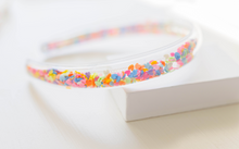 Load image into Gallery viewer, Pau Headband - Hearts
