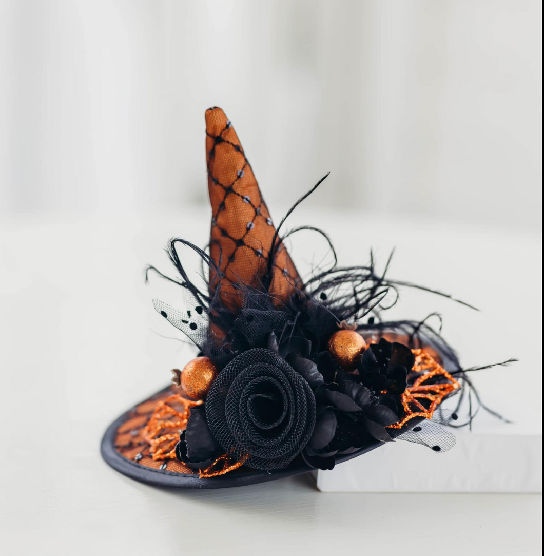 Anise - Mini Witch Hat
