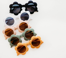 Load image into Gallery viewer, Bloom sunglasses - Black
